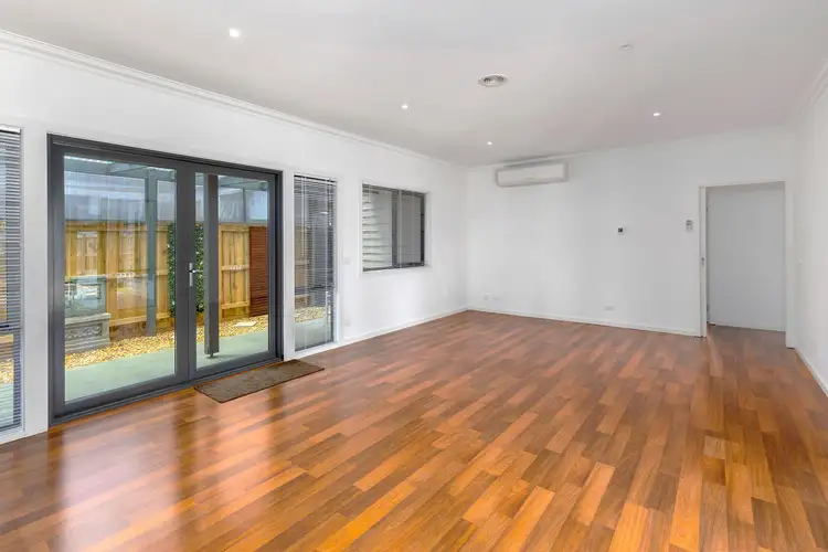 Sixth view of Homely house listing, 2/21 Lawson Crescent, Rosebud VIC 3939