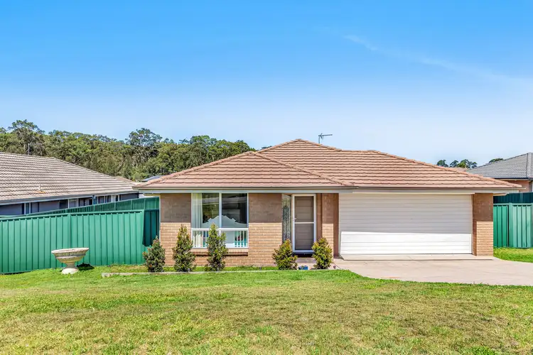 11 Mileham Circuit, Rutherford NSW 2320