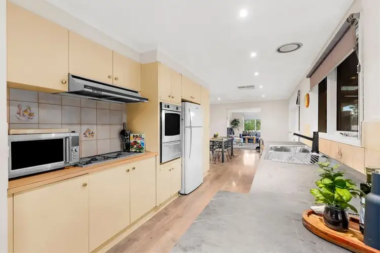 Fifth view of Homely house listing, 2 Chitral Place, Diamond Creek VIC 3089