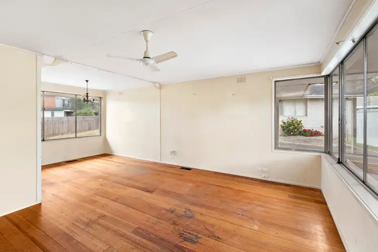 Second view of Homely house listing, 6 Wooral Court, Notting Hill VIC 3168