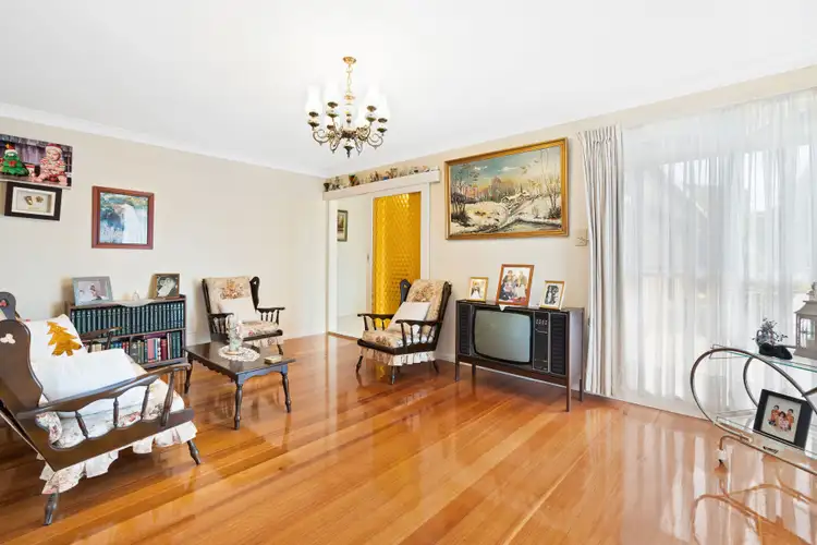 Second view of Homely house listing, 5 Adam Court, Viewbank VIC 3084
