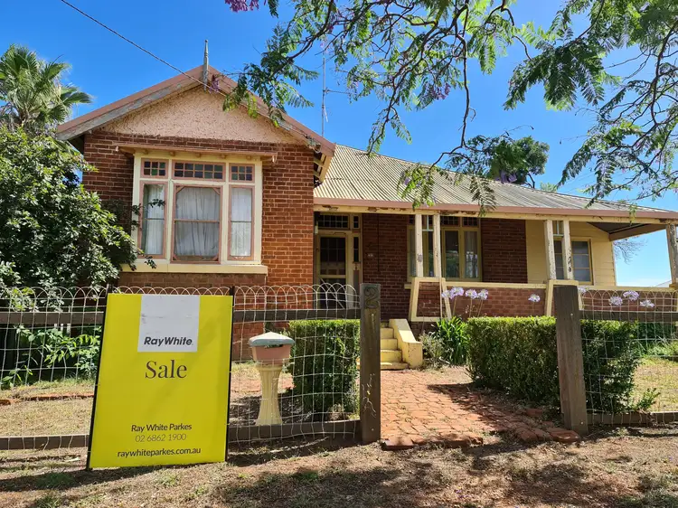 Main view of Homely house listing, 2 Oswin Street, Parkes NSW 2870