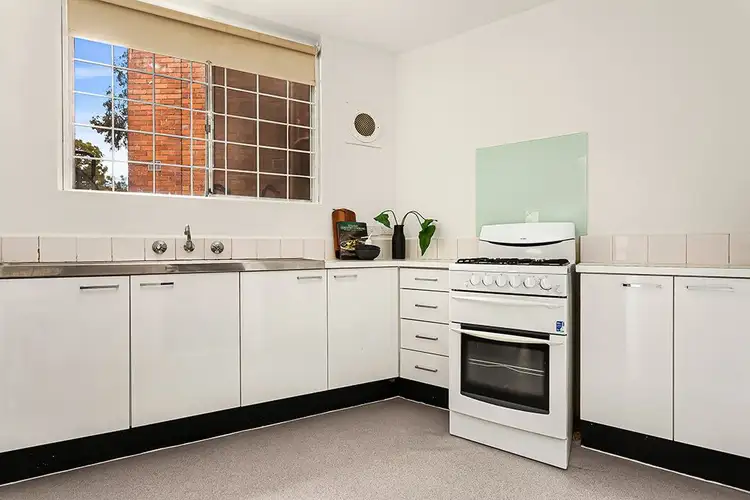 Sixth view of Homely apartment listing, 6/369 Abbotsford Street, North Melbourne VIC 3051