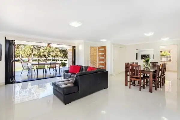 13 Coongarra Esplanade, Wurtulla QLD 4575