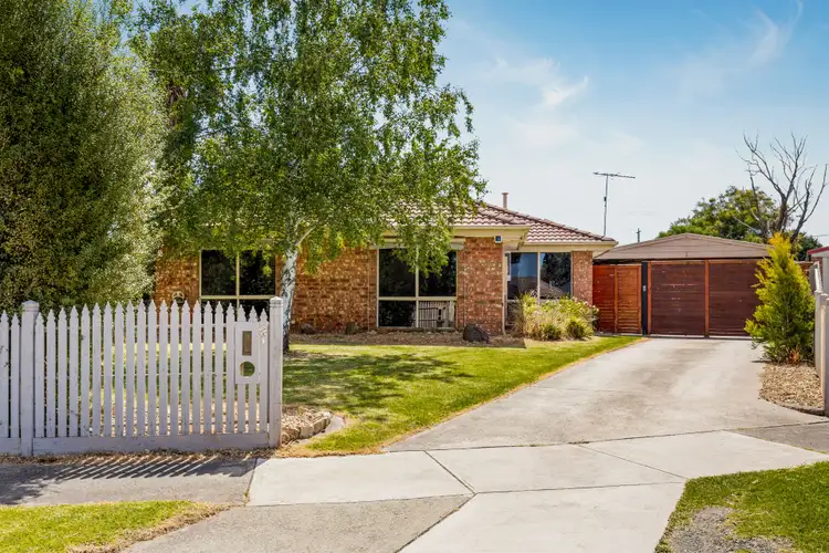 21 Ashton Place, Pakenham VIC 3810