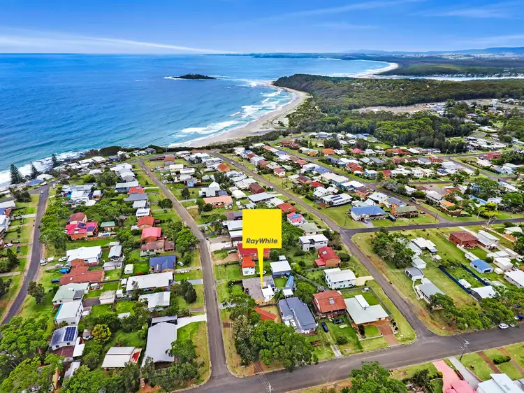 Second view of Homely house listing, 3 The Foredeck, Manyana NSW 2539