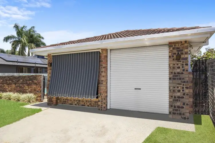 7 Tekapo Street, Broadbeach Waters QLD 4218