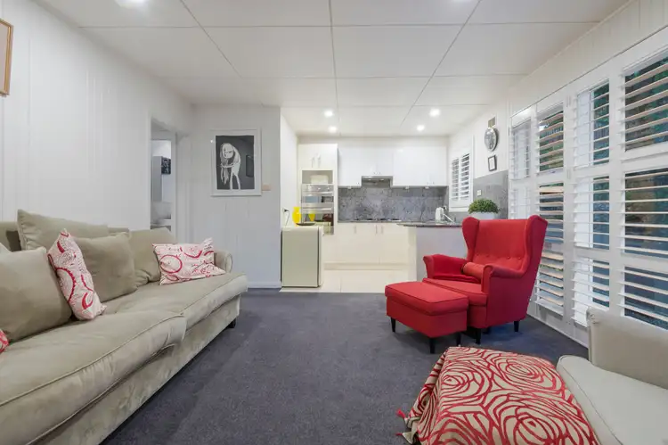Sixth view of Homely unit listing, 8/386 Nepean Highway, Frankston VIC 3199