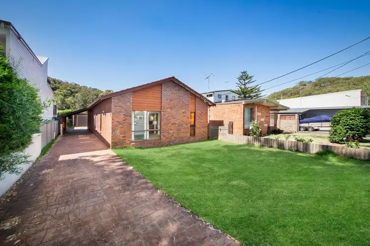 Second view of Homely house listing, 214 Prices Circuit, Woronora NSW 2232