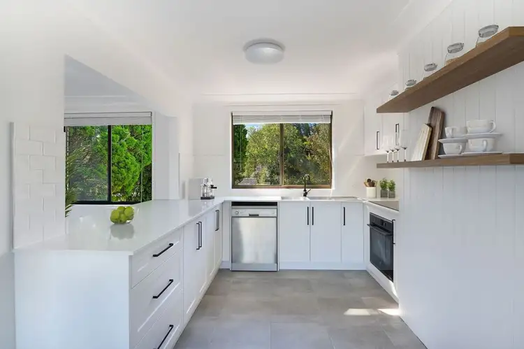 14 Oxley Drive, Bowral NSW 2576
