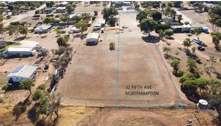 32 Fifth Avenue, Northampton WA 6535