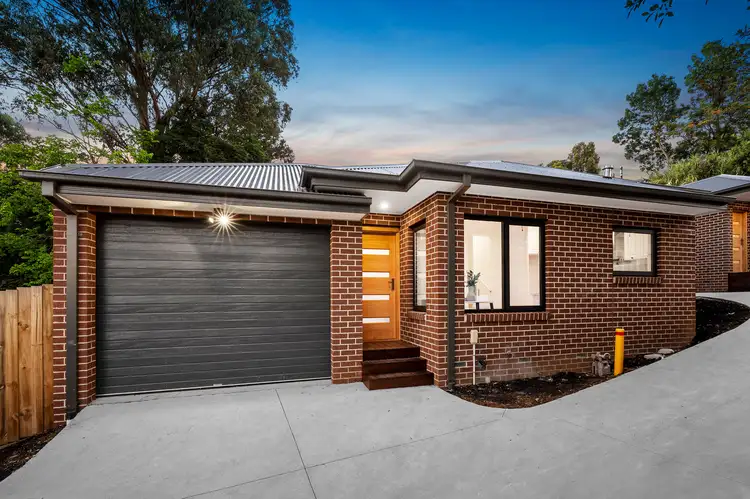 Main view of Homely townhouse listing, 2/40 William Street, Ringwood VIC 3134