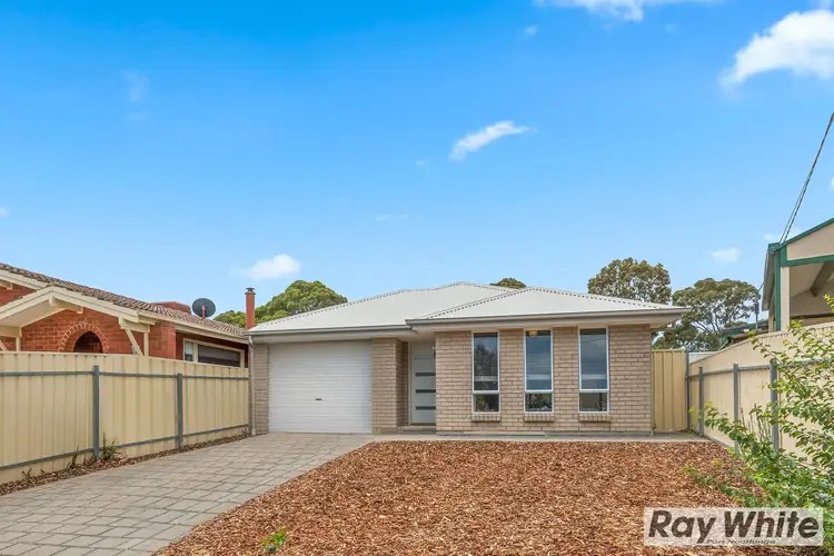 8 Karyn Crescent, Morphett Vale SA 5162