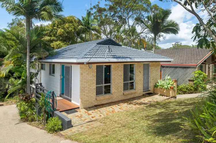 20 Gurrah Avenue, Southport QLD 4215