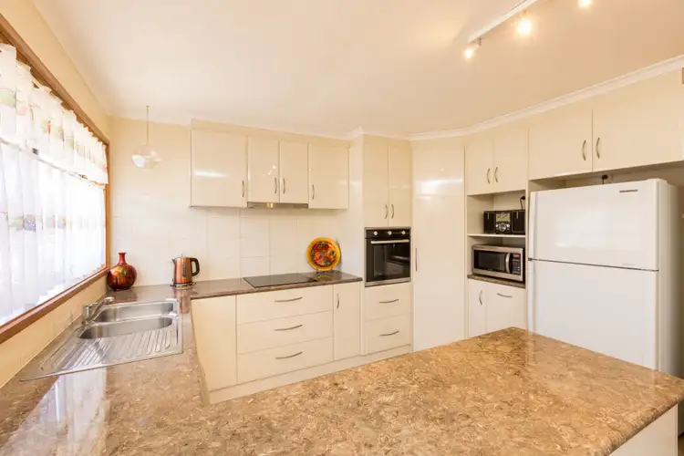 Sixth view of Homely unit listing, 3/317 San Mateo Avenue, Mildura VIC 3500