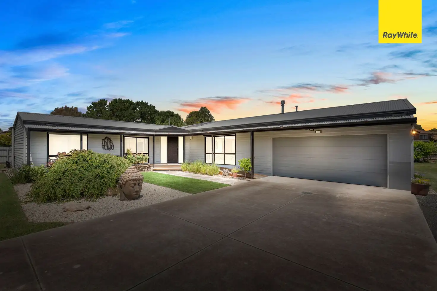 Main view of Homely house listing, 2/10 Buckle Road, Kurunjang VIC 3337