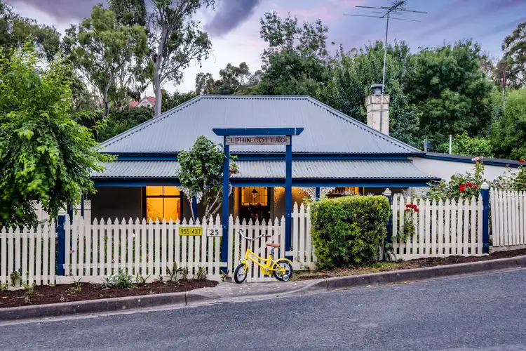 25 Blackhill Road, Houghton SA 5131