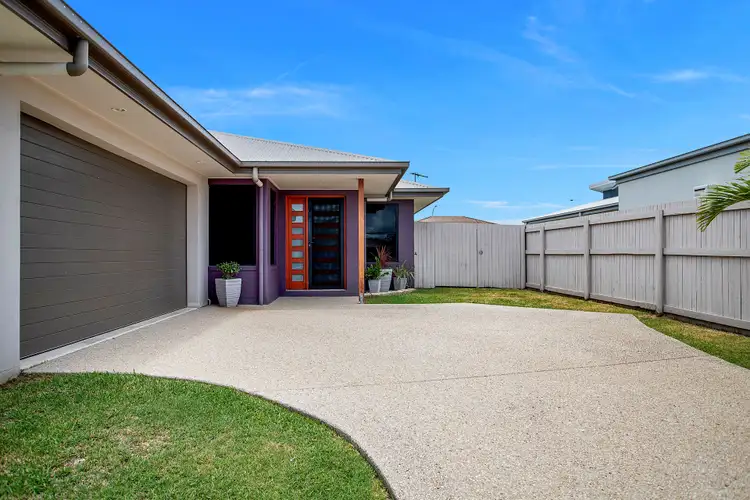 Second view of Homely house listing, 18 Salisbury Place, Ooralea QLD 4740