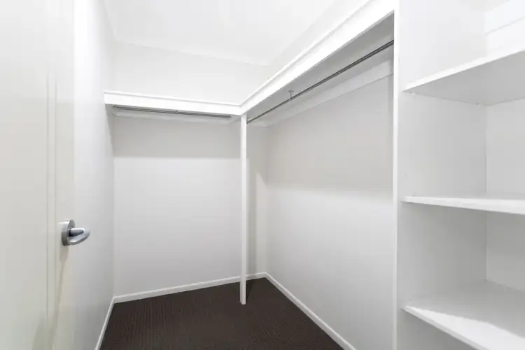 Seventh view of Homely house listing, 18 Salisbury Place, Ooralea QLD 4740