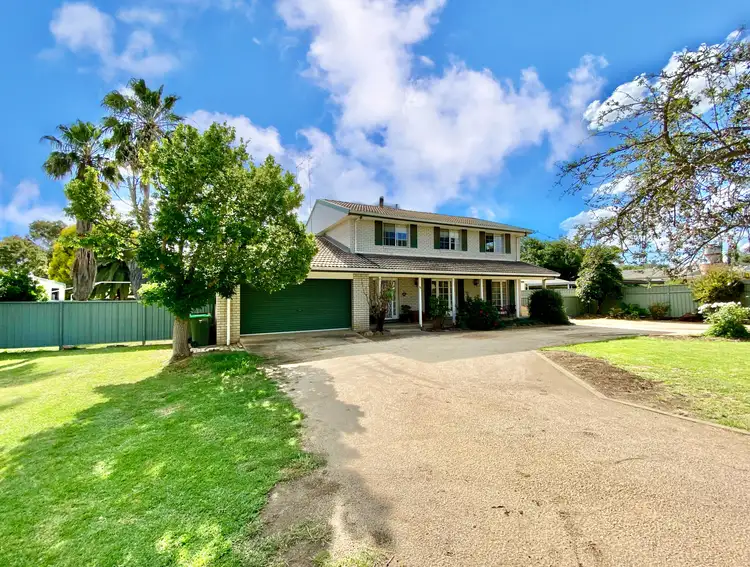 123 Flint Street, Forbes NSW 2871