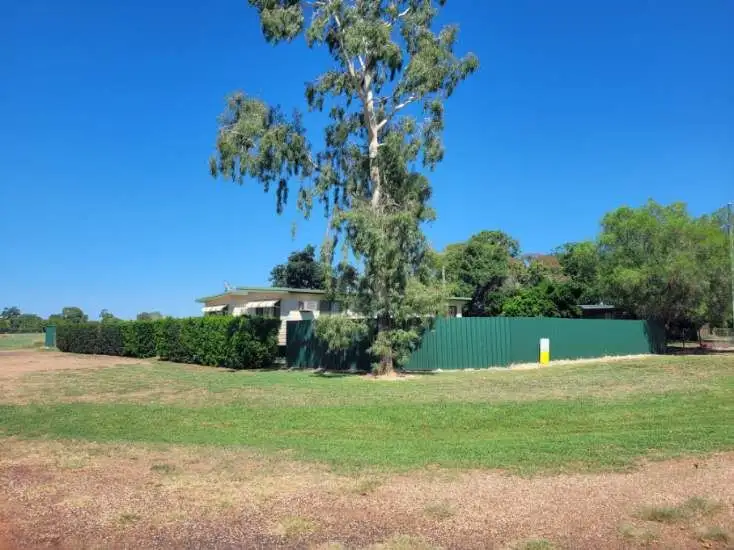 66 Murchison Street, St George QLD 4487