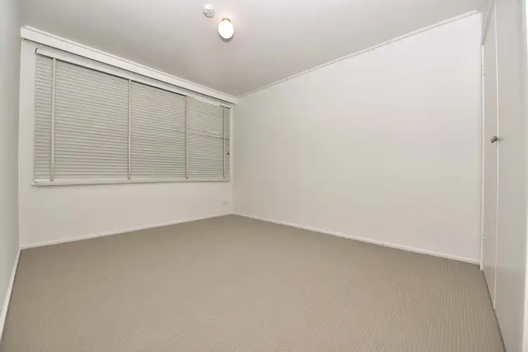 Fifth view of Homely unit listing, 18/5-7 Collocott Street, Mordialloc VIC 3195