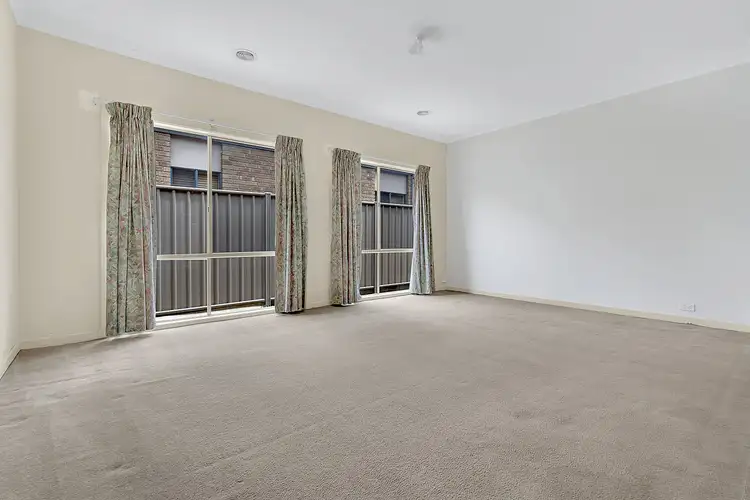 Second view of Homely house listing, 22 Explorers Place, Craigieburn VIC 3064