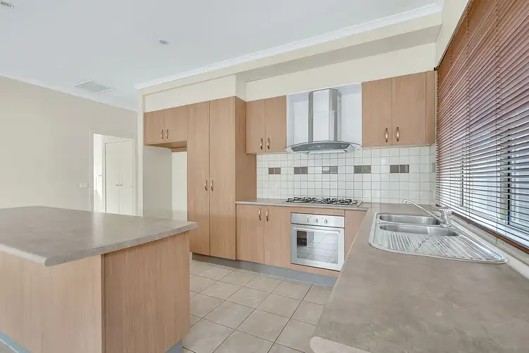 Fifth view of Homely house listing, 22 Explorers Place, Craigieburn VIC 3064