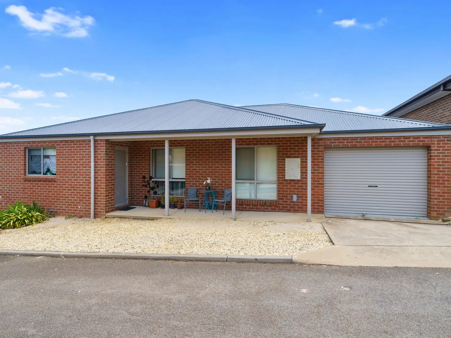 Main view of Homely unit listing, Unit 6 5 Halls Road, Myrtleford VIC 3737