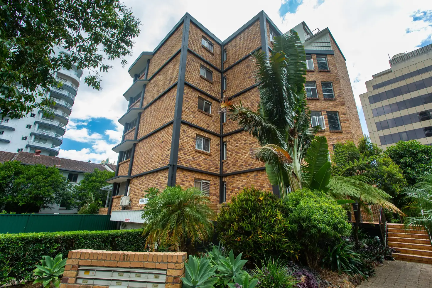 Main view of Homely apartment listing, 10/11 Riverview Parade, Surfers Paradise QLD 4217