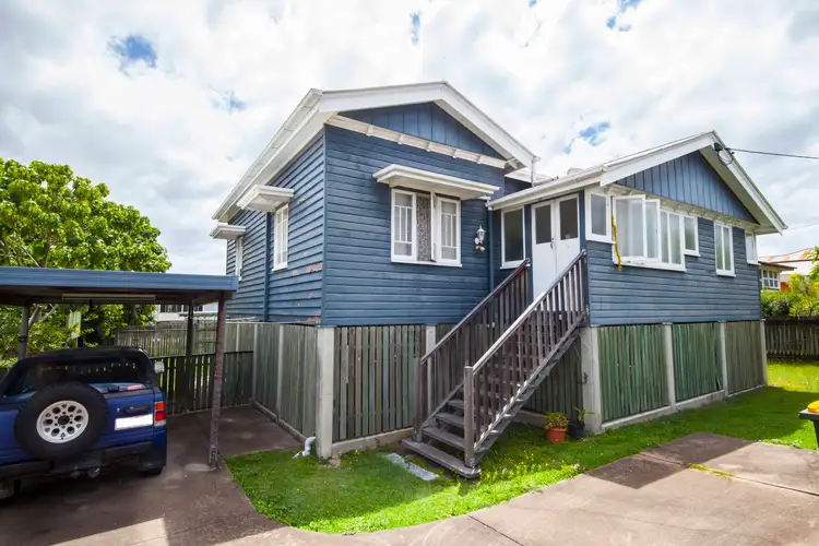 120 Walker Street, Maryborough QLD 4650