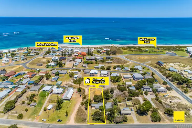 11 Jones Street, Ledge Point WA 6043