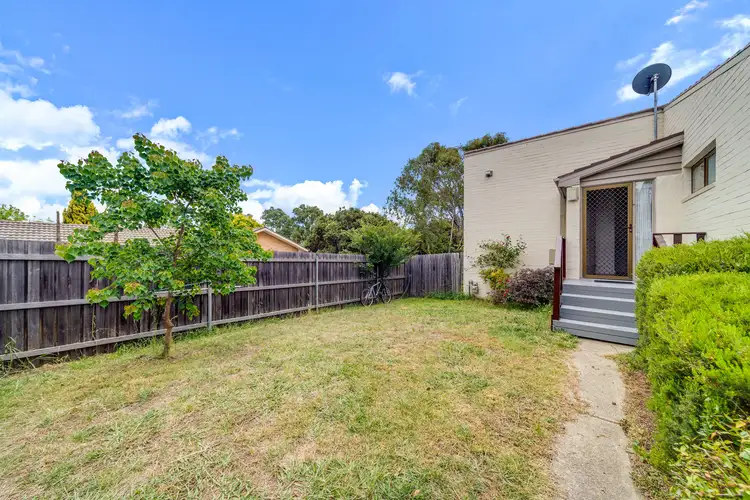 14 Garrad Court, Charnwood ACT 2615