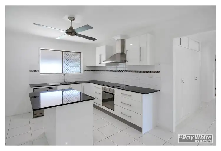 17 Hardy Avenue, Park Avenue QLD 4701
