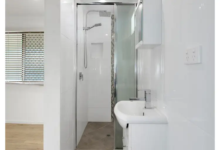 Fifth view of Homely house listing, 17 Hardy Avenue, Park Avenue QLD 4701