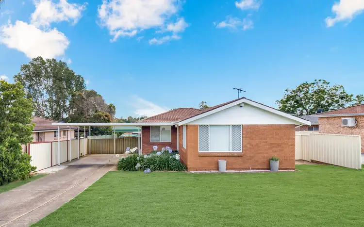55 Demetrius Road, Rosemeadow NSW 2560