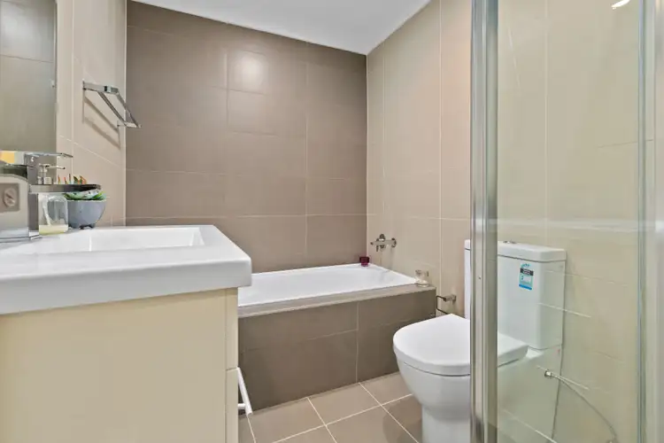 Fifth view of Homely townhouse listing, 2/66 Walker Street, Quakers Hill NSW 2763