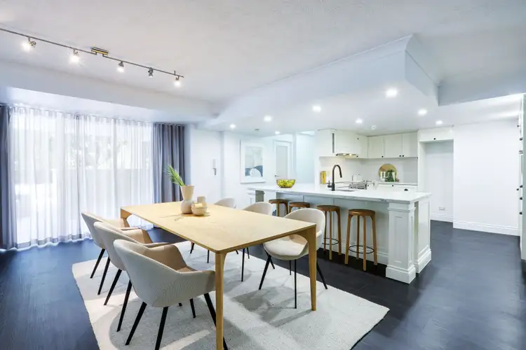 Third view of Homely apartment listing, 1/5-7 Cronin Avenue, Main Beach QLD 4217