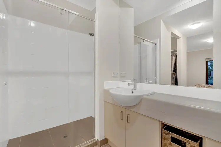 Sixth view of Homely house listing, 4 Acland Street, Craigieburn VIC 3064
