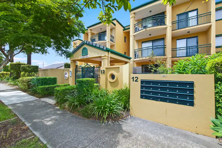 7/12 Spendelove Avenue, Southport QLD 4215