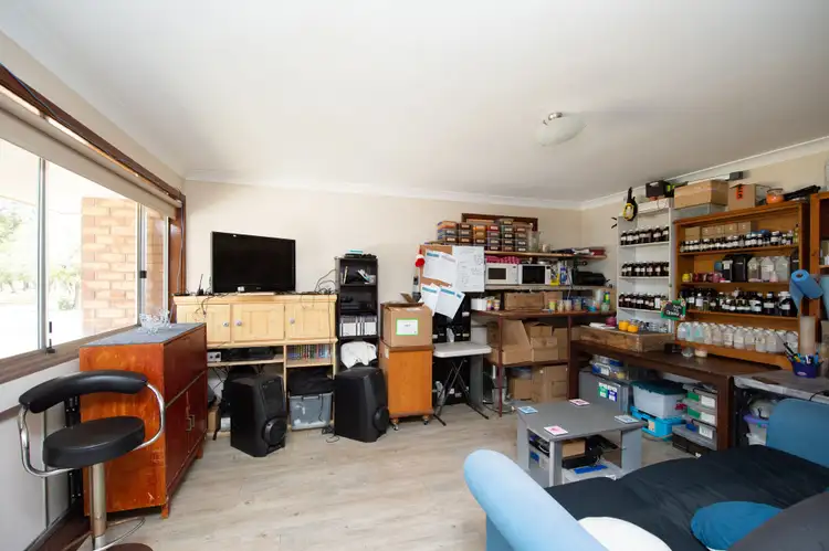 Second view of Homely house listing, 10 Mawson Place, Withers WA 6230