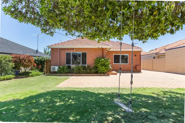 27 Bradley Street, Yokine WA 6060