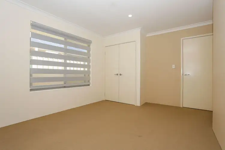 Sixth view of Homely house listing, 4 Cumquat Way, Forrestfield WA 6058