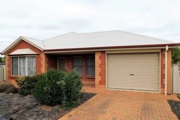 7 42 Pigeon Flat Road, Bordertown SA 5268