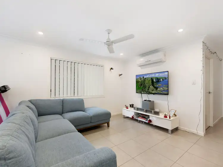 Fourth view of Homely semi-detached listing, 1/6 Logan Crescent, Oxenford QLD 4210