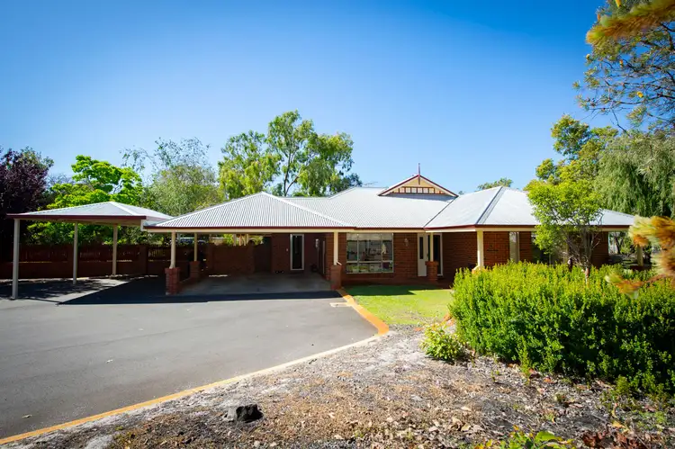 7 Talia Court