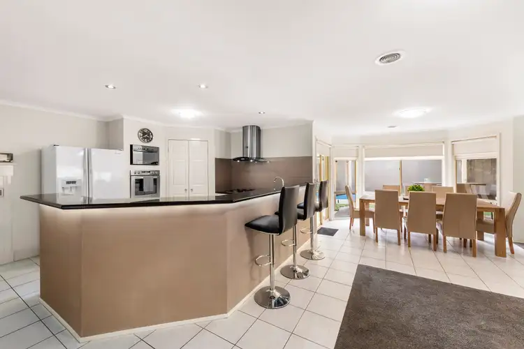 Second view of Homely house listing, 7 Hampden Court, Rowville VIC 3178