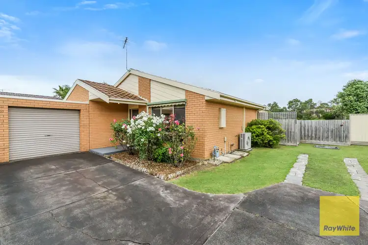 Main view of Homely unit listing, 2/37 John Hunter Drive, Endeavour Hills VIC 3802