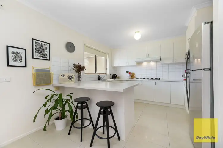 Third view of Homely unit listing, 2/37 John Hunter Drive, Endeavour Hills VIC 3802