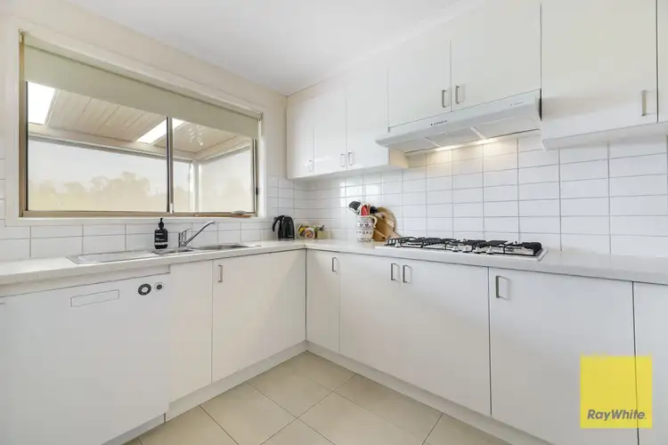Fourth view of Homely unit listing, 2/37 John Hunter Drive, Endeavour Hills VIC 3802